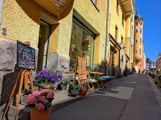 Fly Fusion Cafe & Restaurant